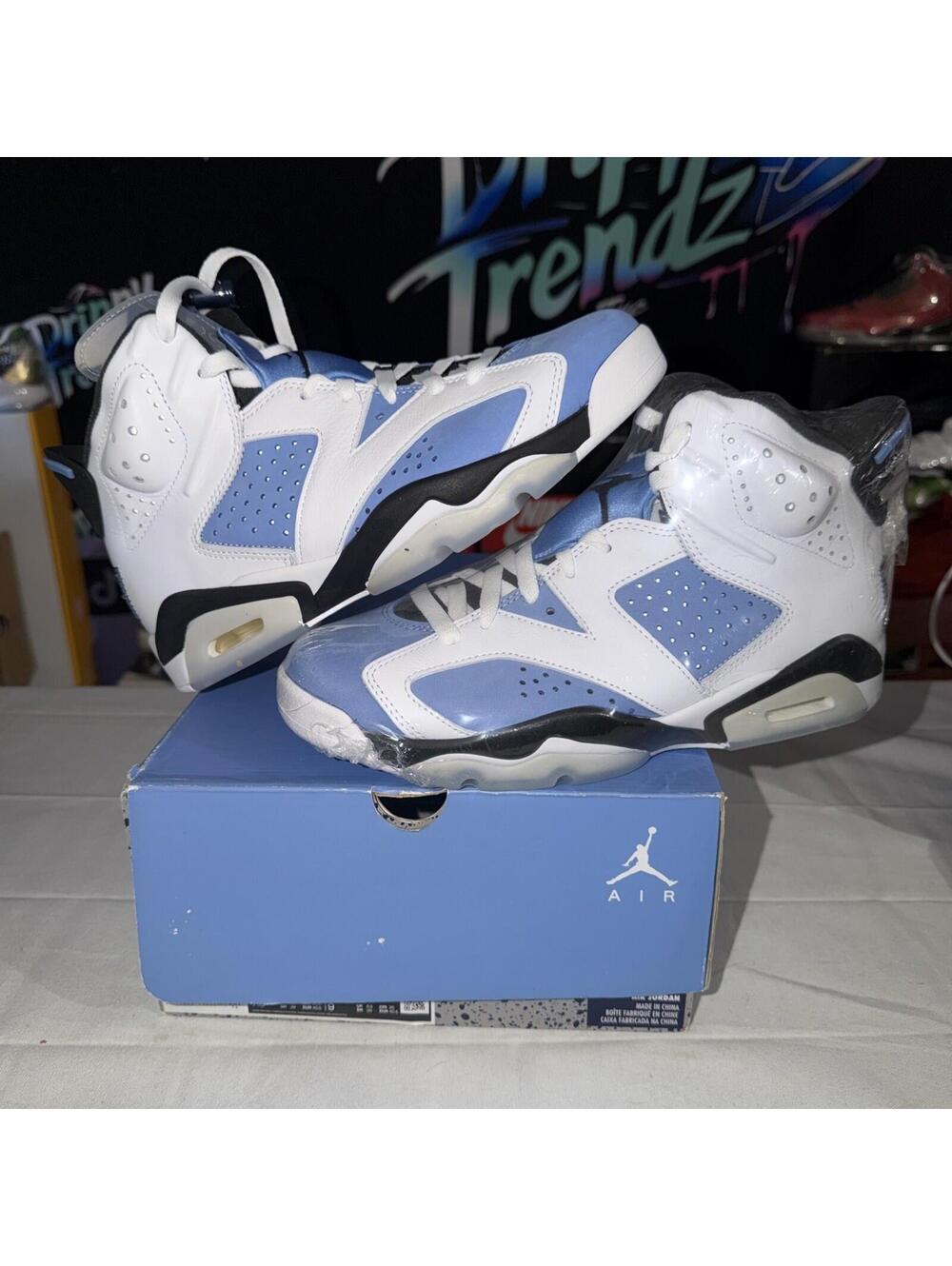 Size 7.5 - Jordan 6 Retro Mid UNC Home